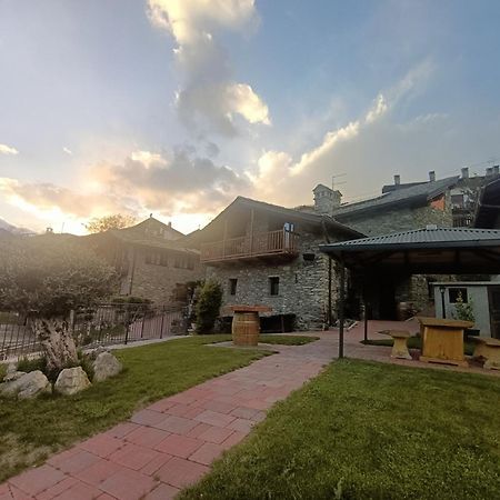 Villa Le Temps Retrouve - Casa Tipica Con Giardino Villeneuve Exterior foto